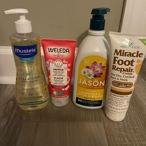 Lotion, oil and body wash set